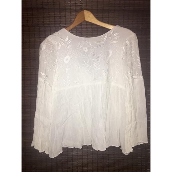 White Long-sleeve Blouse - Picture 1 of 2